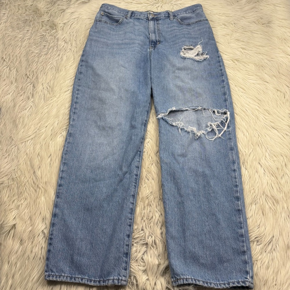 Levi's Women's 31 Light Wash '94 Baggy Jeans Distressed Street Retro Urban
